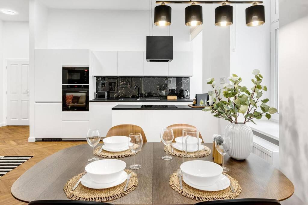 Stylovy Apartman V Centre Mesta براتسيلافا المظهر الخارجي الصورة