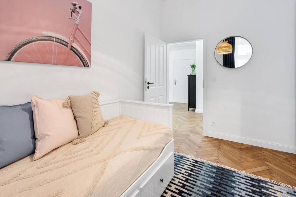 Stylovy Apartman V Centre Mesta براتسيلافا المظهر الخارجي الصورة